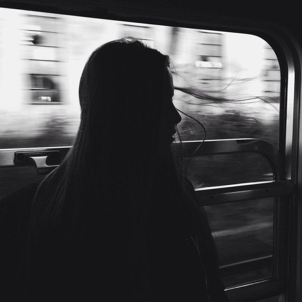 — Спасибо тем, кто рядом. 

Я ценю.