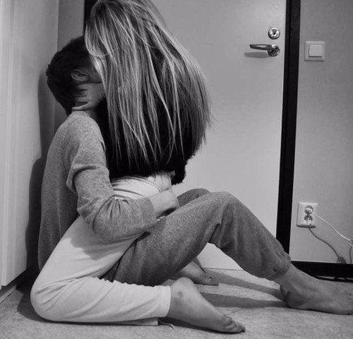 Просто ты однажды встречаешь человека, от которого не хочешь уходить ни к кому и никогда.